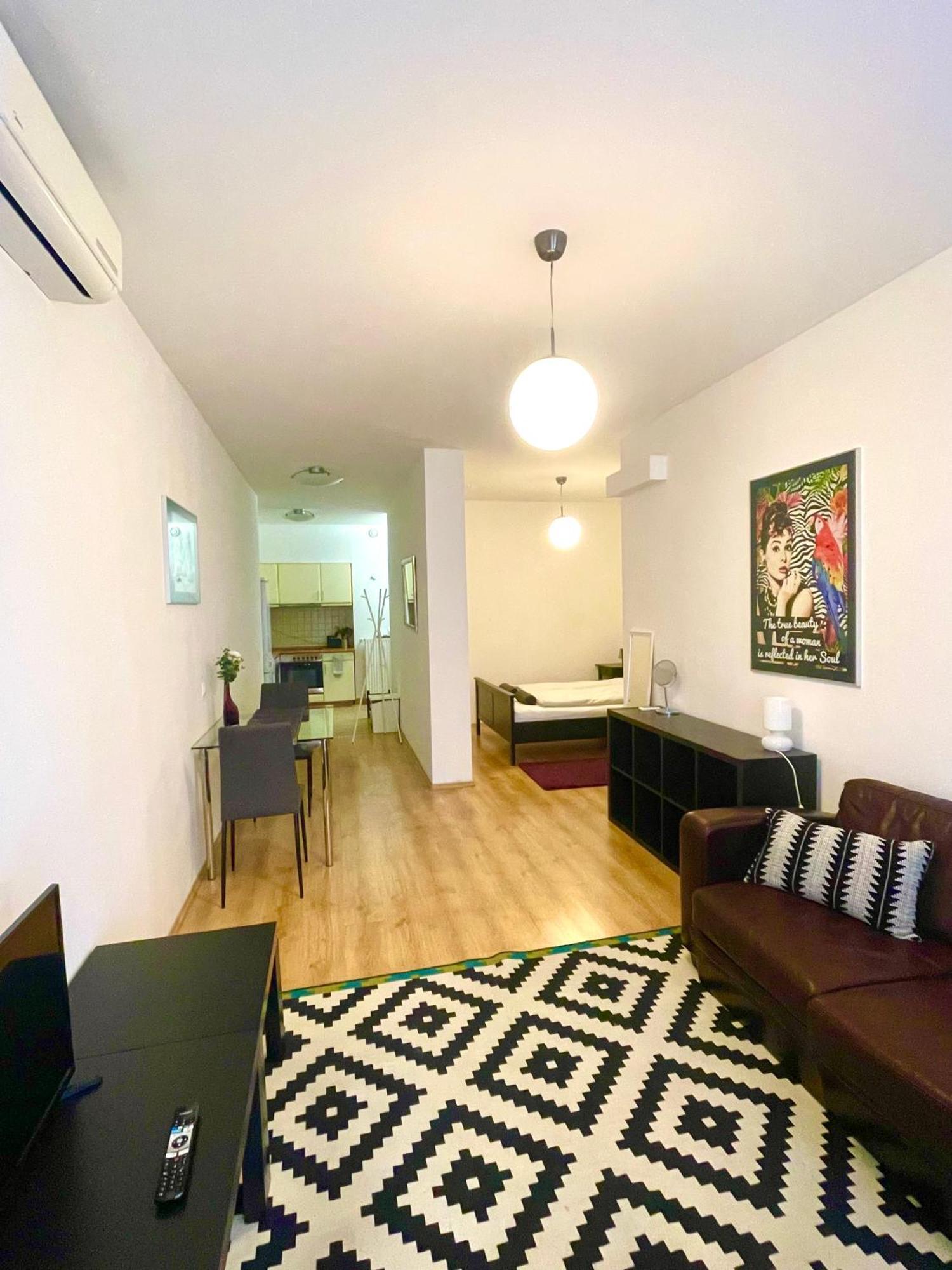 Broadway Apartments Budapest Bagian luar foto